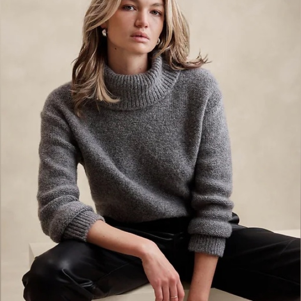 Banana Republic Grey Wool and Alpaca Knit Turtleneck Sweater